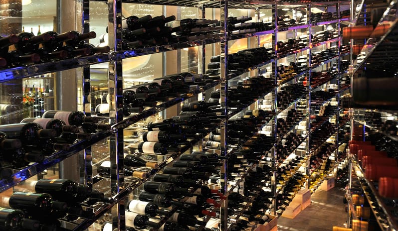 Fontainbleau -Stripsteak Wine Cellar